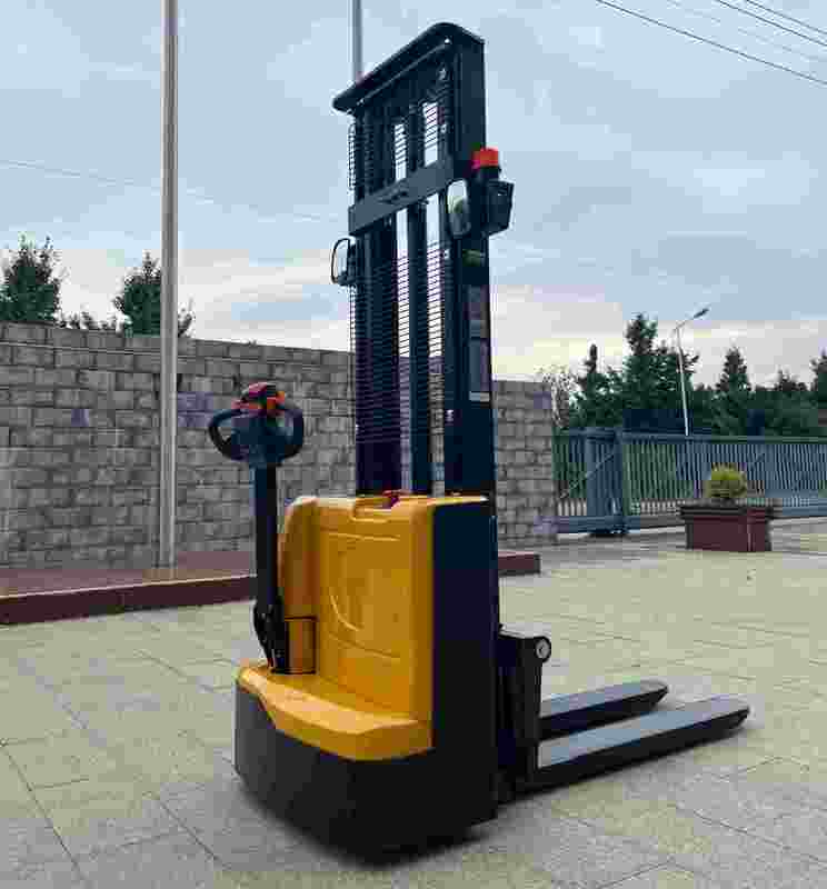 Electric Walkie Stacker 1.5 Ton 3.5m Lift Height CE Certified