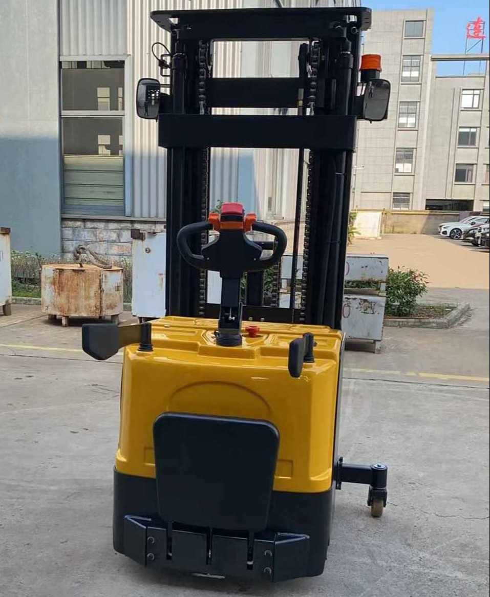 3meters 1.5tons 24V/80Ah Full electric platform stacker with side wheels and stop buttons for distribution centers use
